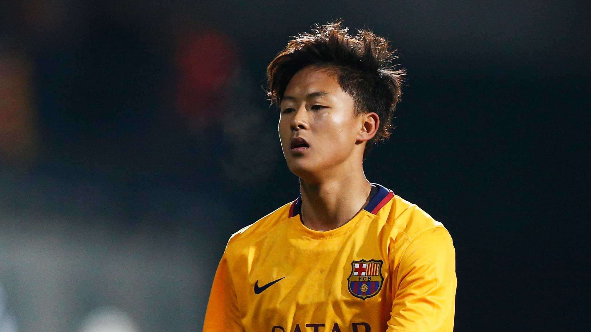 都集中在他 都集中在他